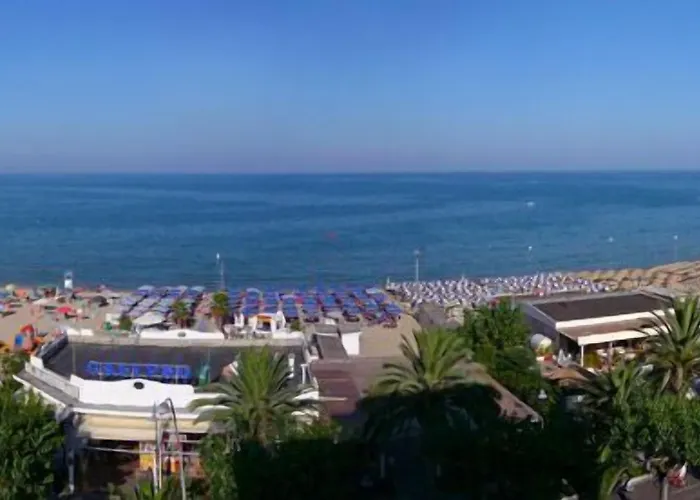 Отель Lido Альба-Адриатика